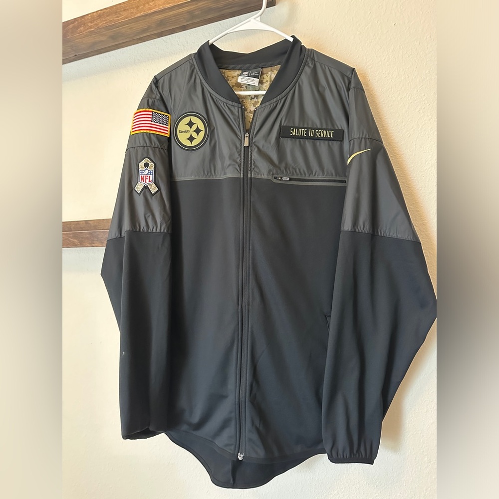 NIKE, Steelers— Salute to Service Steelers zip-up Jacket